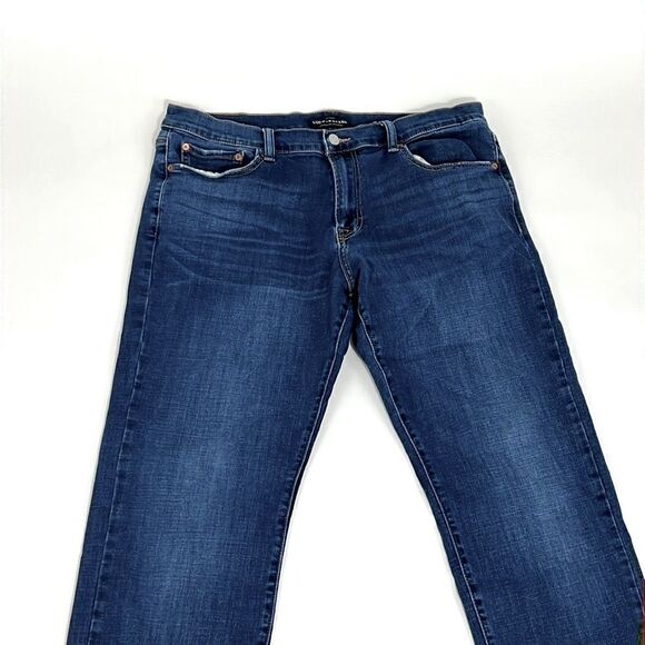 Lucky Brand 221 Straight Leg Jeans - Picture 2 of 11